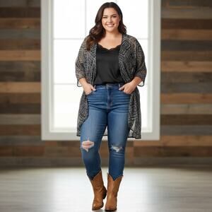 1504 - Ruffhewn Black amd White Kimono - 1X